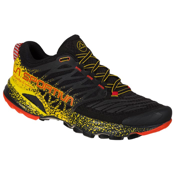Black/Yellow Men's La Sportiva Akasha II Mountain Running Shoes | 35479-UEYM